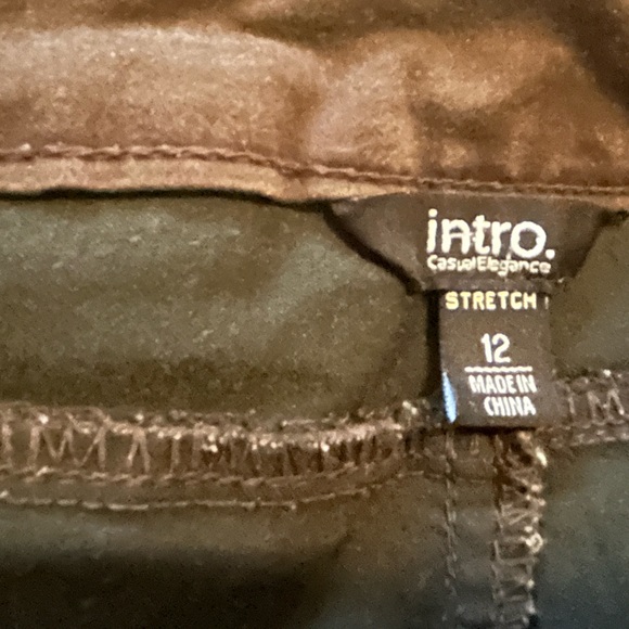 Intro. brown pull on pants with front pockets Size 12 - Picture 3 of 6